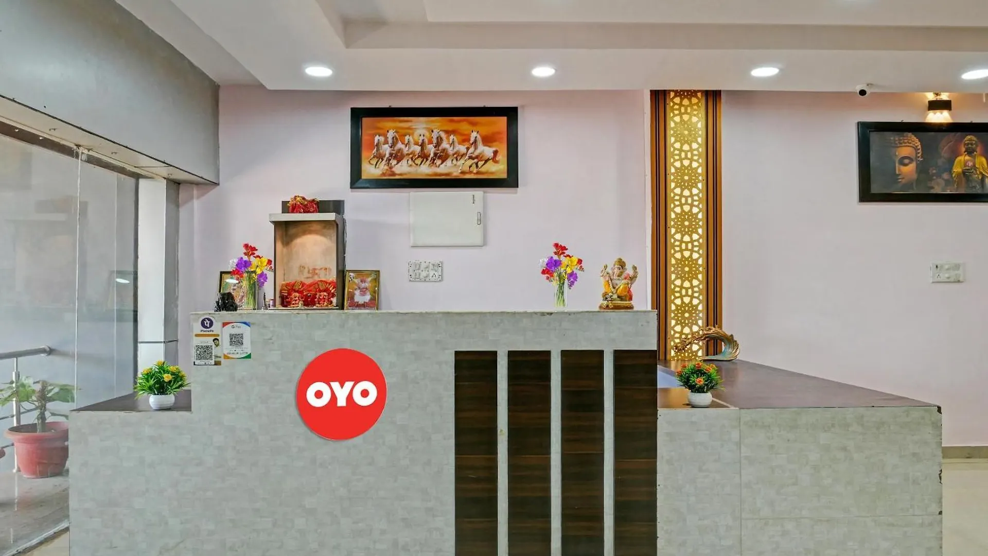Hotel O Paradise Varanasi
